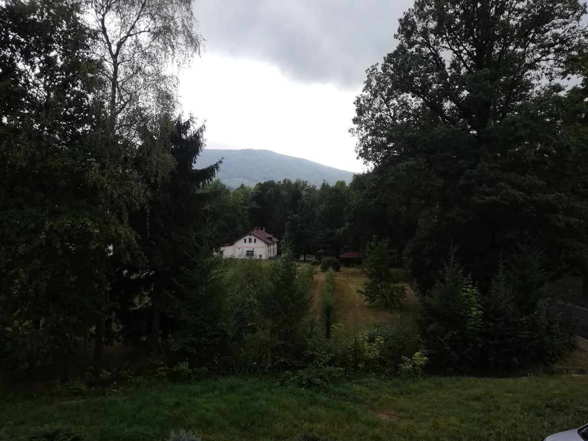 V Rodinnem Dome Country house *